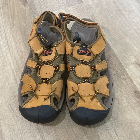 NEW Men’s Outdoor Leather Closed Toe Sport Sandals - Picture 2 of 4